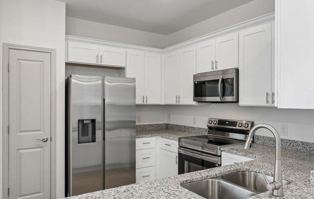 7545  Briarwood Pass, San Antonio, TX 78252 — photo 8