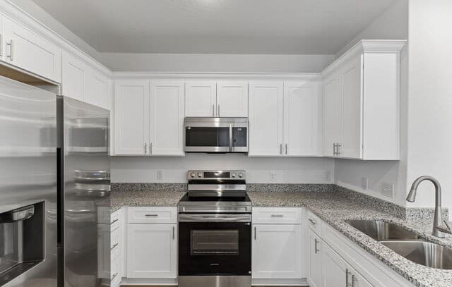 7545  Briarwood Pass, San Antonio, TX 78252 — photo 9