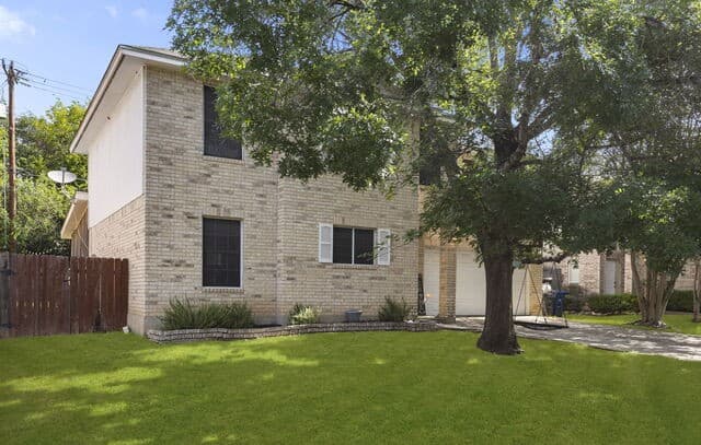 9263  Ridge Breeze, San Antonio, TX 78250 — photo 2