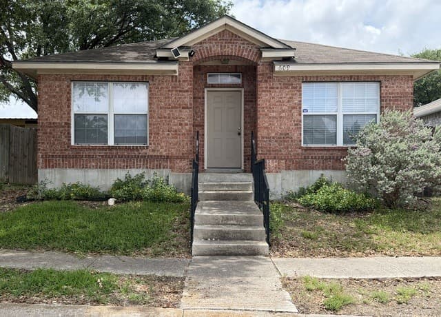 609 Meadow Arbor Ln