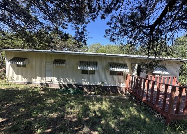 1316  Songbird Dr