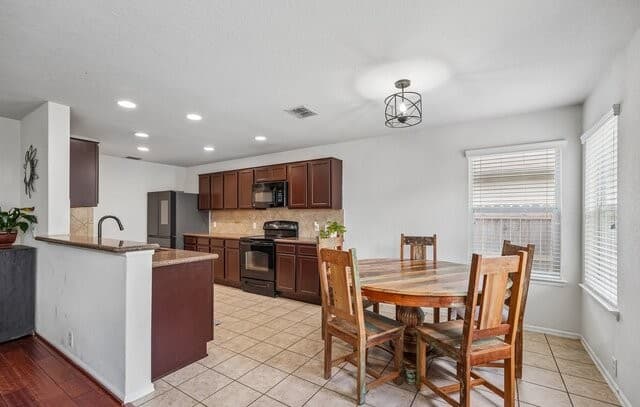 624  Cotton Patch, Schertz, TX 78154 — photo 11