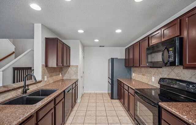 624  Cotton Patch, Schertz, TX 78154 — photo 13