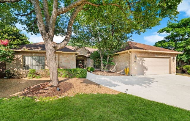 7  Greens Shadow, San Antonio, TX 78216 — photo 2