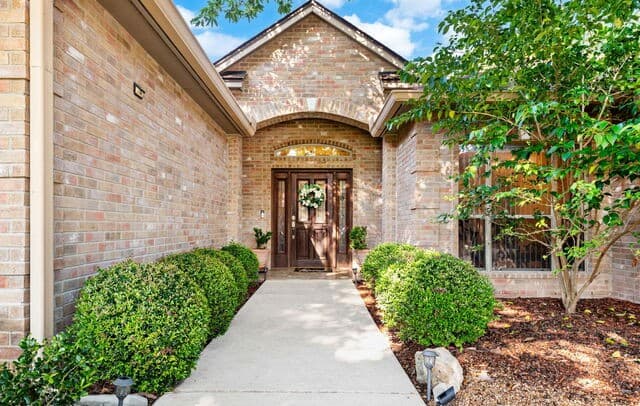 7  Greens Shadow, San Antonio, TX 78216 — photo 4