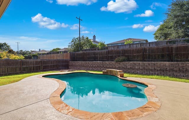 233  Springtree Trl, Cibolo, TX 78108 — photo 10