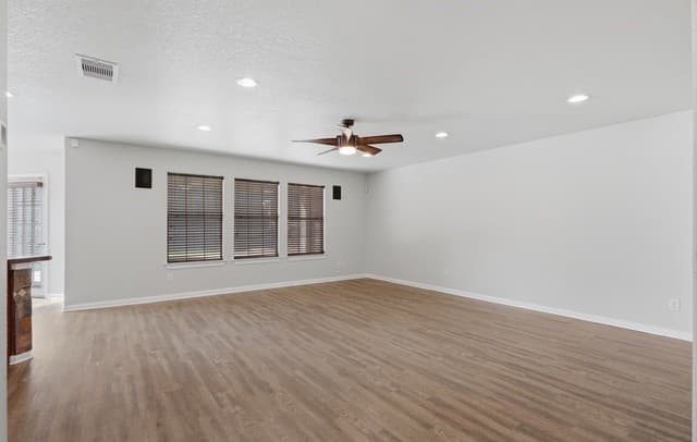 233  Springtree Trl, Cibolo, TX 78108 — photo 17