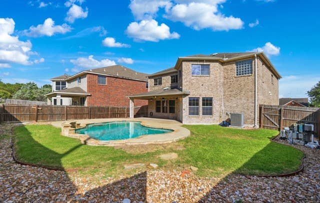 233  Springtree Trl, Cibolo, TX 78108 — photo 2