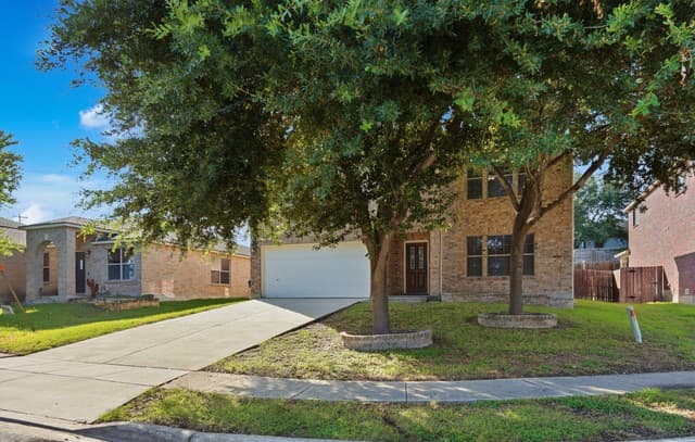 233  Springtree Trl, Cibolo, TX 78108 — photo 3
