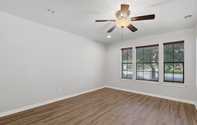 233  Springtree Trl, Cibolo, TX 78108 — photo 6