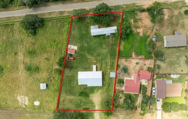 13950  Ih 35, Moore, TX 78057 — photo 25