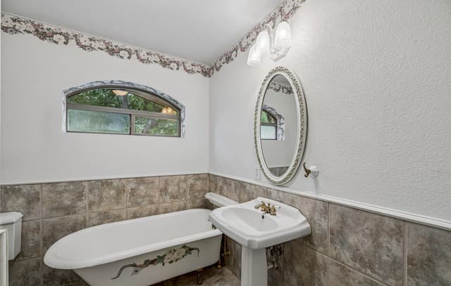 4125  County Road 251, Hondo, TX 78861 — photo 18