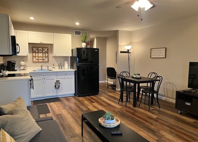 943  Parkview Unit APT C3, Canyon Lake, TX 78133 — photo 5