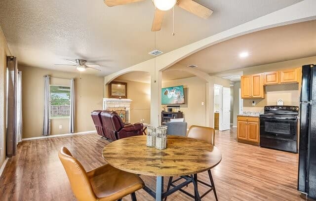 4229 & 4225  Mansion, Von Ormy, TX 78073 — photo 20