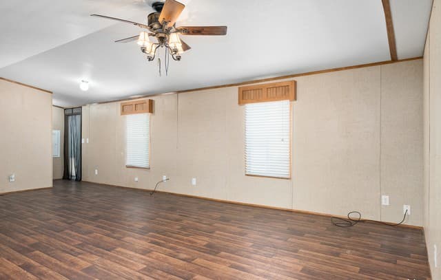 311 N Reed St, Pleasanton, TX 78064 — photo 14