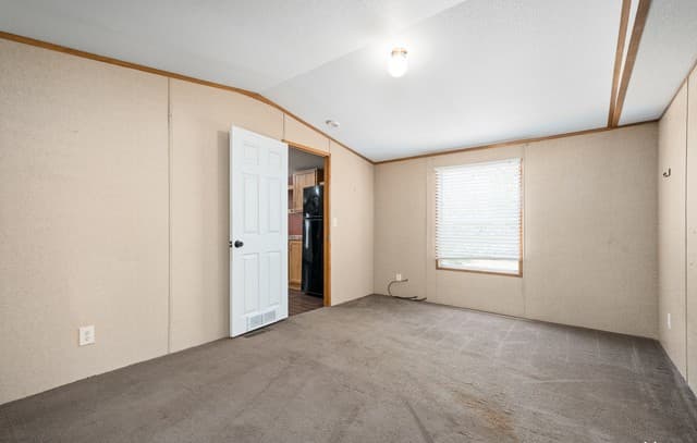 311 N Reed St, Pleasanton, TX 78064 — photo 16
