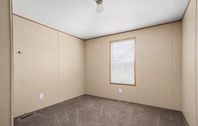 311 N Reed St, Pleasanton, TX 78064 — photo 21