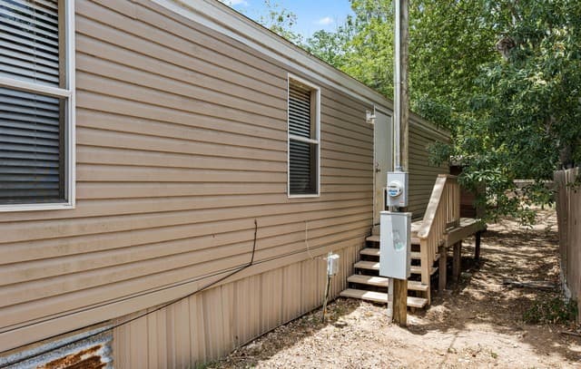 311 N Reed St, Pleasanton, TX 78064 — photo 25