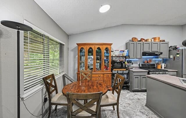 10042 Windburn Trl, Converse, TX 78109 — photo 11
