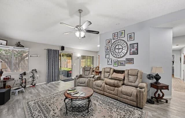 10042 Windburn Trl, Converse, TX 78109 — photo 8