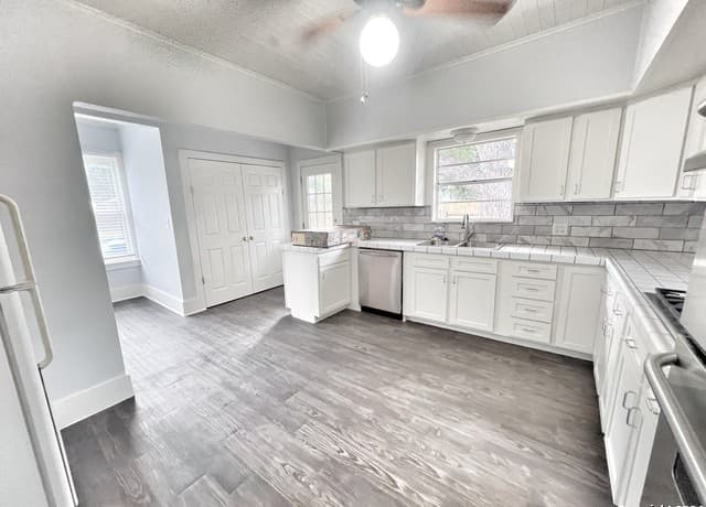 420  Willow Ave A Unit A, New Braunfels, TX 78130 — photo 11