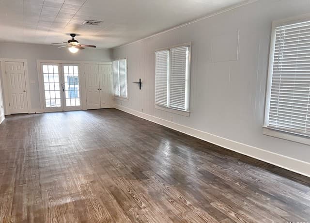420  Willow Ave A Unit A, New Braunfels, TX 78130 — photo 13