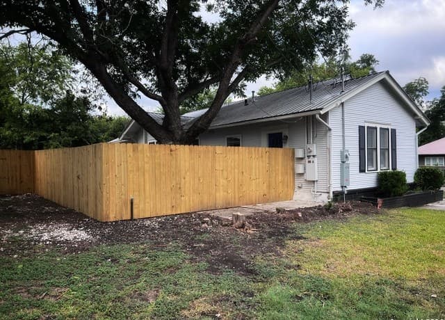 420  Willow Ave A Unit A, New Braunfels, TX 78130 — photo 4