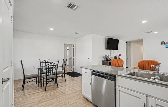 530  Primrose Ln, San Antonio, TX 78227 — photo 12