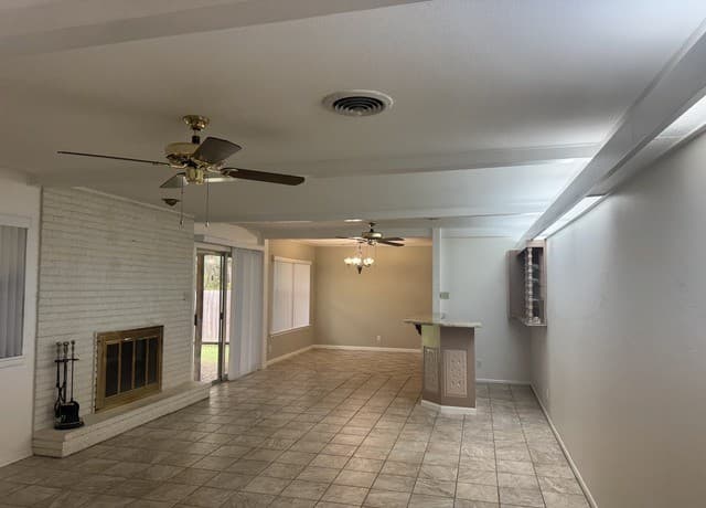153  Trillium Ln, Castle Hills, TX 78213 — photo 3