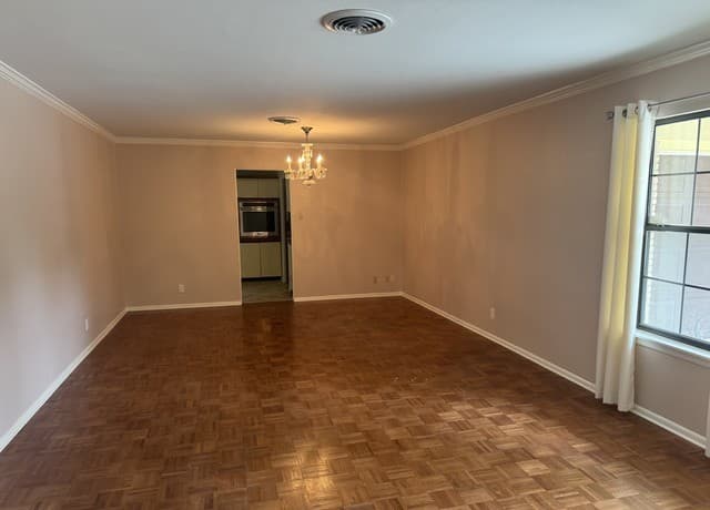 153  Trillium Ln, Castle Hills, TX 78213 — photo 4