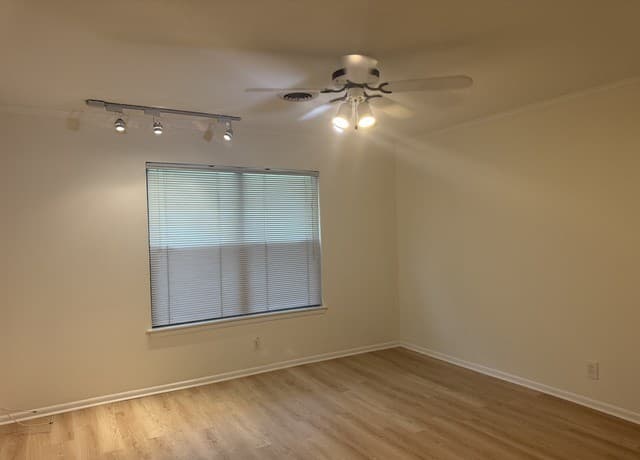 153  Trillium Ln, Castle Hills, TX 78213 — photo 7