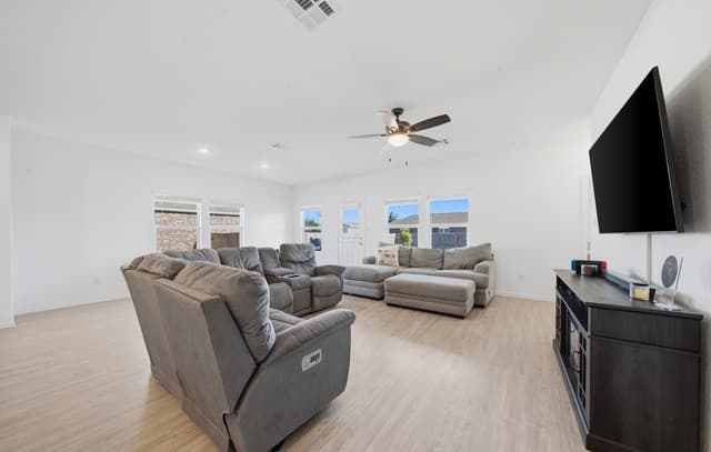 14910  Cardigan Wheel, San Antonio, TX 78254 — photo 14