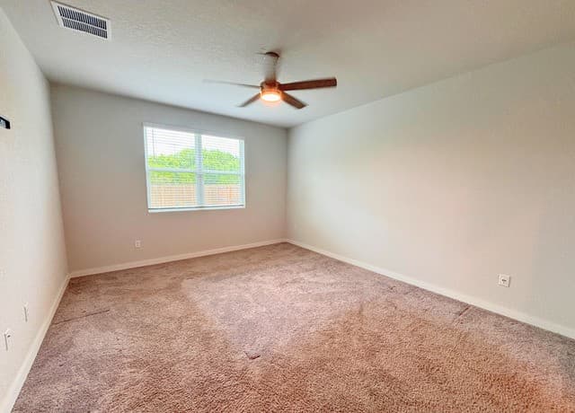 5315  Tourmaline Loop, San Antonio, TX 78222 — photo 10
