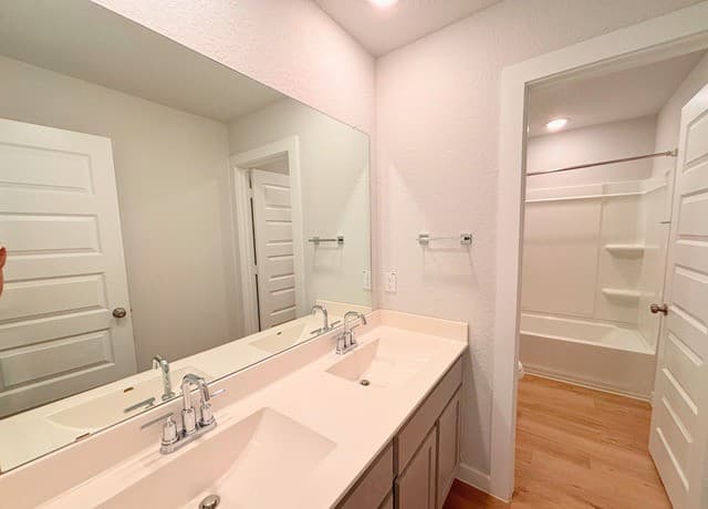 5315  Tourmaline Loop, San Antonio, TX 78222 — photo 19