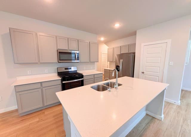 5315  Tourmaline Loop, San Antonio, TX 78222 — photo 6