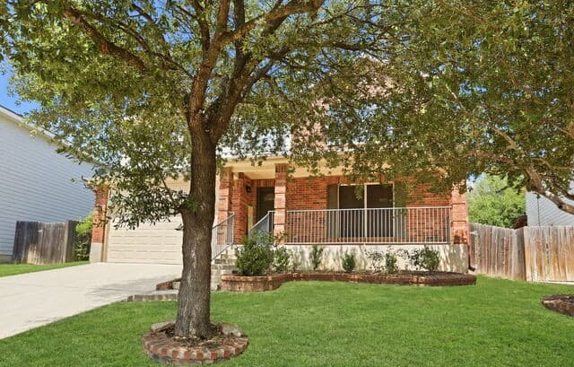 1332  Leopard Hunt, San Antonio, TX 78251 — photo 2