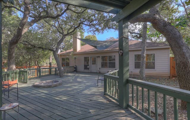 1060  Somerset, Canyon Lake, TX 78133 — photo 15