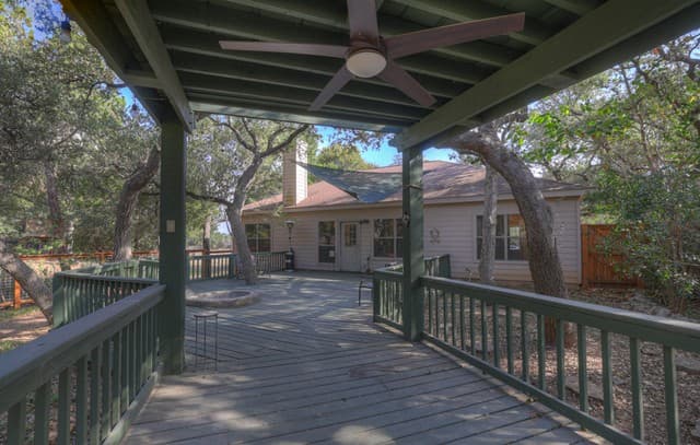 1060  Somerset, Canyon Lake, TX 78133 — photo 16