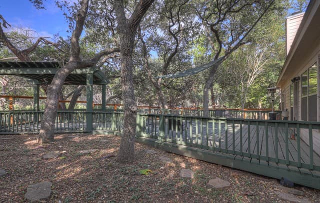 1060  Somerset, Canyon Lake, TX 78133 — photo 18