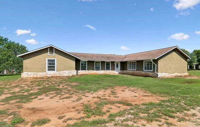 7627 Triple Oaks Dr