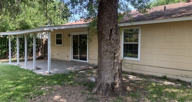 8503  Glen Ct, San Antonio, TX 78239 — photo 17