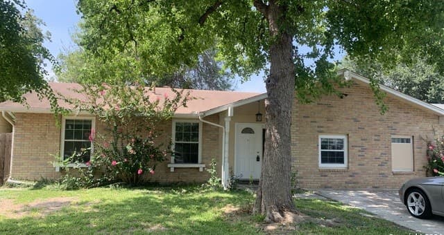 8503  Glen Ct, San Antonio, TX 78239 — photo 2