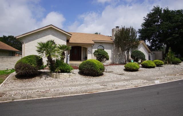 6115  Royal Breeze