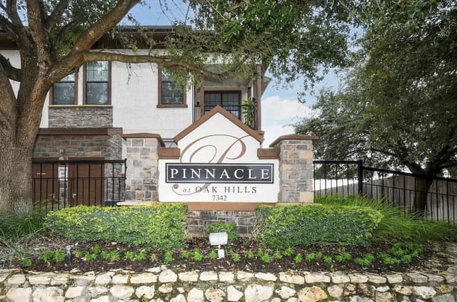 7342  Oak Manor Dr Unit 7107