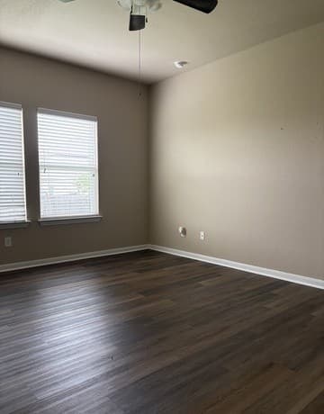 1810  Golden Maple, San Antonio, TX 78245 — photo 8