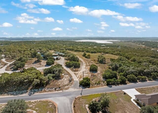 901  Cedar Rise Dr, Canyon Lake, TX 78133 — photo 2