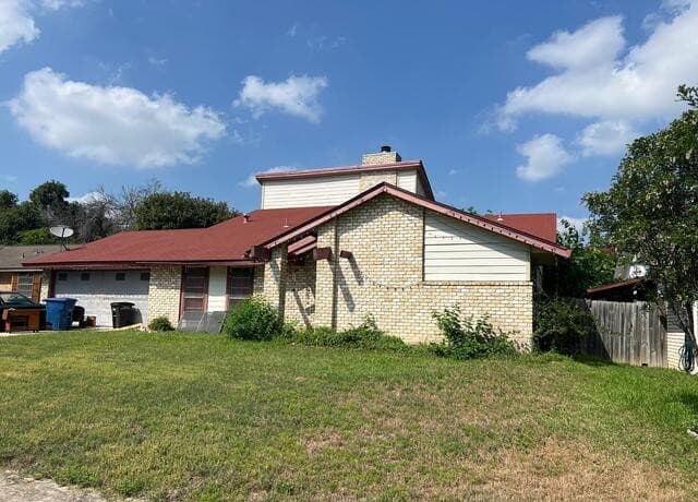 13014  Larkyorke St, San Antonio, TX 78233 — photo 3