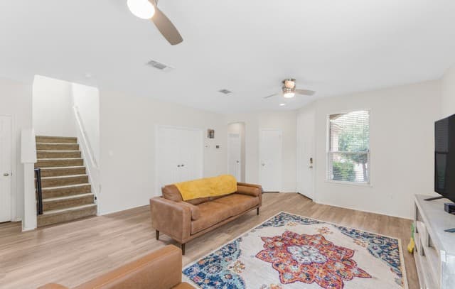 8422  Brazos Pt, San Antonio, TX 78252 — photo 3