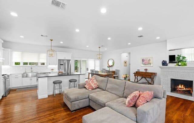 431  Queens Crescent St, San Antonio, TX 78212 — photo 7