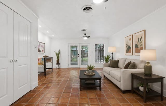 1833 W Gramercy Pl, San Antonio, TX 78201 — photo 9